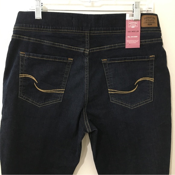 NWT Levi’s Signature Pull on Skinny Jeans. Size 14S. - Picture 7 of 8